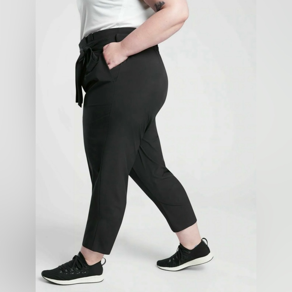 Athleta Skyline Pant II Paperbag High Waisted Plus Size 24 - Picture 2 of 9